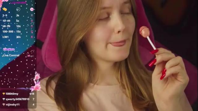 Image 3 of kellypoter Stream on Chaturbate on 13 days ago