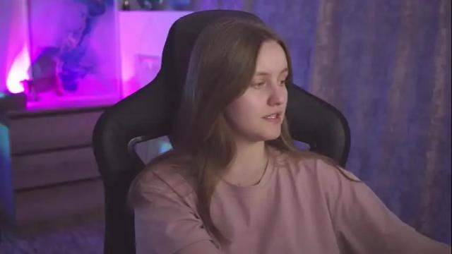 Image 2 of kellypoter Stream on Chaturbate on 13 days ago