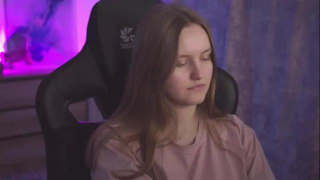 Image 4 of kellypoter Stream on Chaturbate on 13 days ago