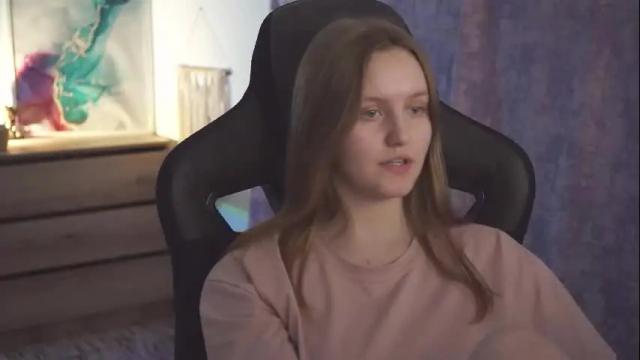 Image 8 of kellypoter Stream on Chaturbate on 13 days ago