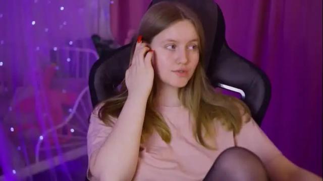 Image 7 of kellypoter Stream on Chaturbate on 7 days ago