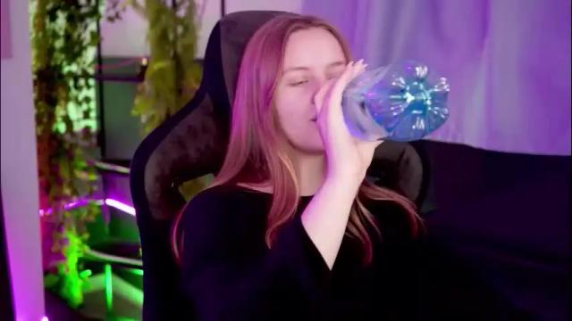 Image 7 of kellypoter Stream on Chaturbate on 1 day ago