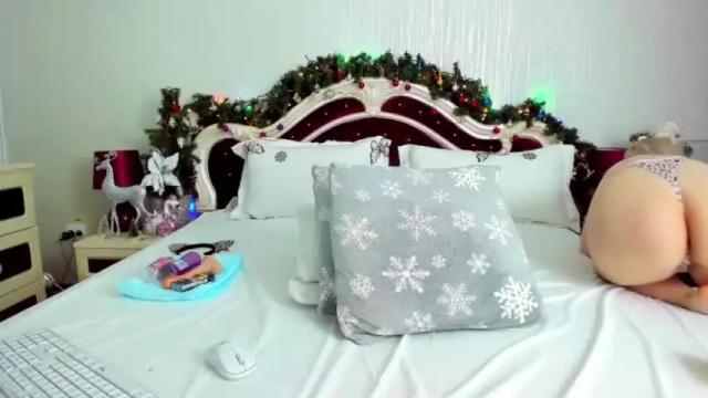 Image 12 of kellyrae_ Stream on Chaturbate on 18 months ago