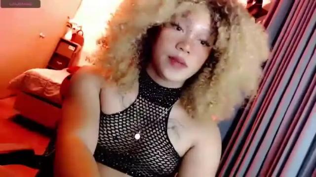 Image 11 of kellysexxie Stream on Chaturbate on 18 months ago