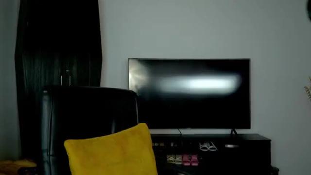 Image 8 of kellytesh Stream on Chaturbate on 1 month ago