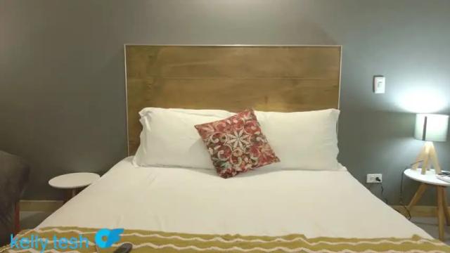 Image 2 of kellytesh Stream on Chaturbate on 1 month ago