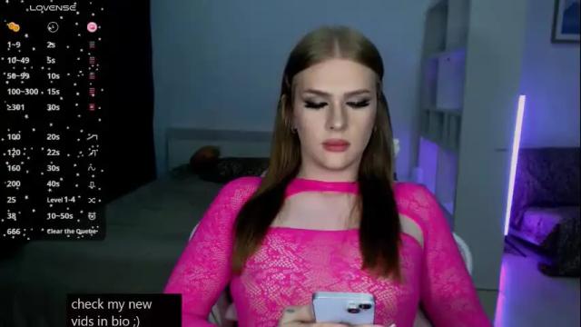 Image 3 of kellywayne1 Stream on Chaturbate on 10 days ago