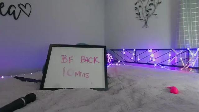 Image 10 of kelsearae Stream on Chaturbate on 1 month ago