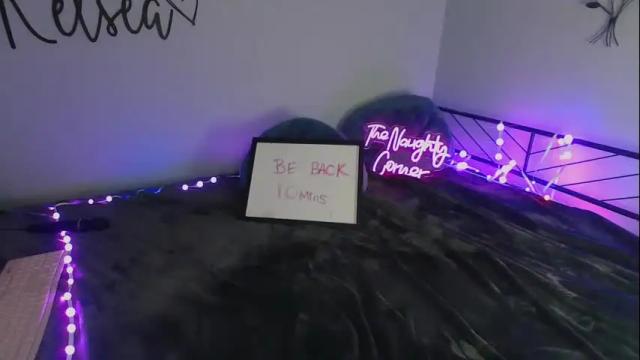 Image 6 of kelsearae Stream on Chaturbate on 1 month ago