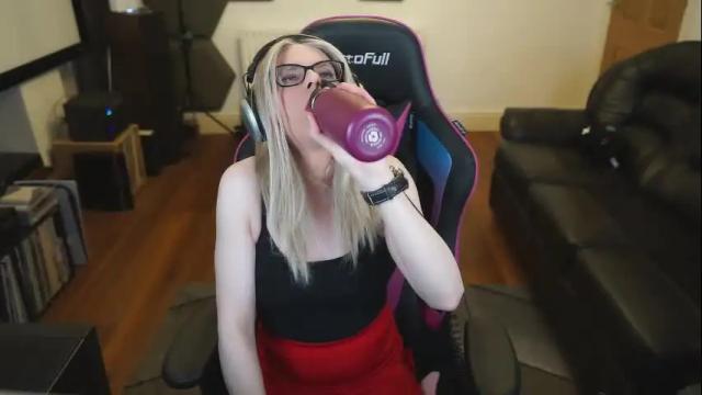 Image 8 of kelseycobalt Stream on Chaturbate on 1 month ago
