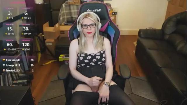 Image 2 of kelseycobalt Stream on Chaturbate on 1 month ago