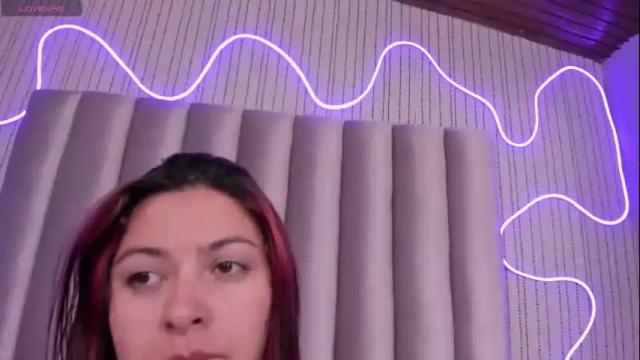 Image 2 of kelyelamal Stream on Chaturbate on 1 month ago