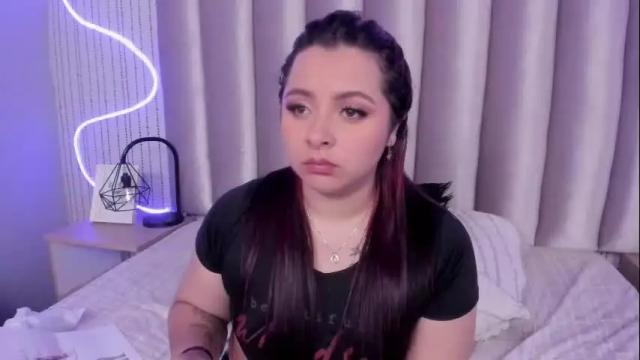 Image 12 of kelyelamal Stream on Chaturbate on 1 month ago