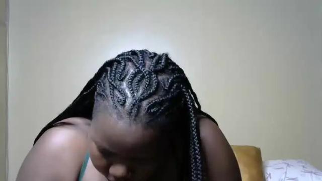 Image 11 of kemerald Stream on Chaturbate on 16 months ago