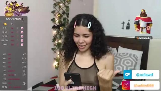 Image 7 of kendall77curlyhair Stream on Chaturbate on 19 months ago