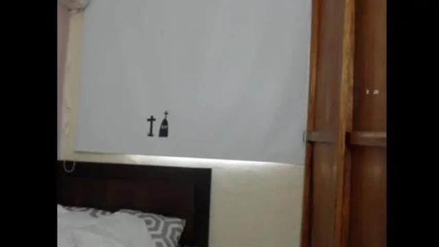 Image 10 of kendall77curlyhair Stream on Chaturbate on 19 months ago