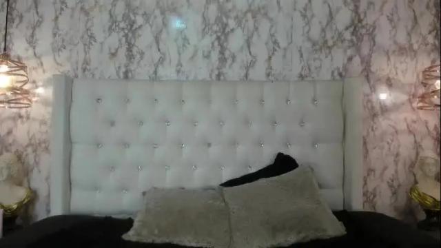 Image 12 of kendall__quinn Stream on Chaturbate on 1 month ago