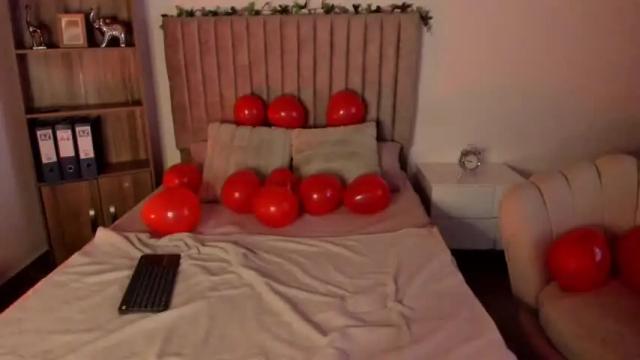 Image 7 of kendall_piercee Stream on Chaturbate on 14 months ago
