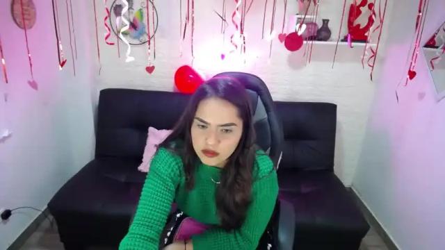 Image 4 of kenday__west Stream on Chaturbate on 18 months ago