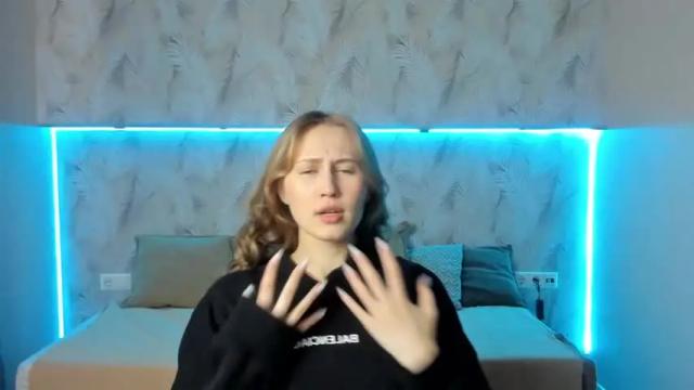 Image 11 of kendl_led Stream on Chaturbate on 13 months ago
