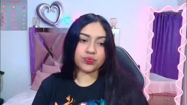 Image 2 of kendra_tay Stream on Chaturbate on 1 day ago