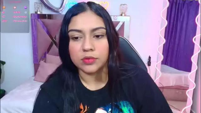 Image 3 of kendra_tay Stream on Chaturbate on 1 day ago