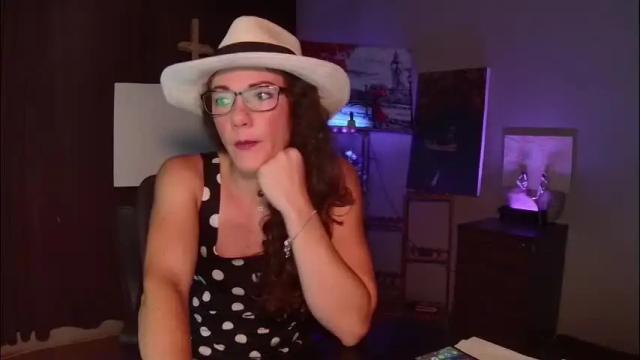 Image 2 of kendracam69 Stream on Chaturbate on 1 month ago