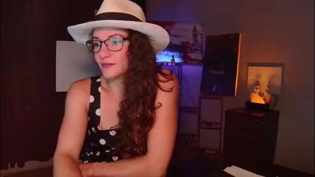 Image 3 of kendracam69 Stream on Chaturbate on 1 month ago
