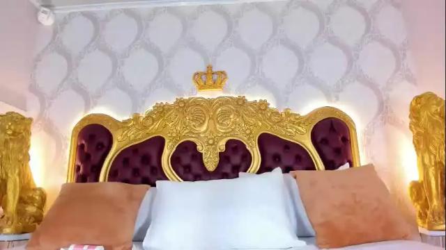 Image 10 of kendralholson Stream on Chaturbate on 1 month ago
