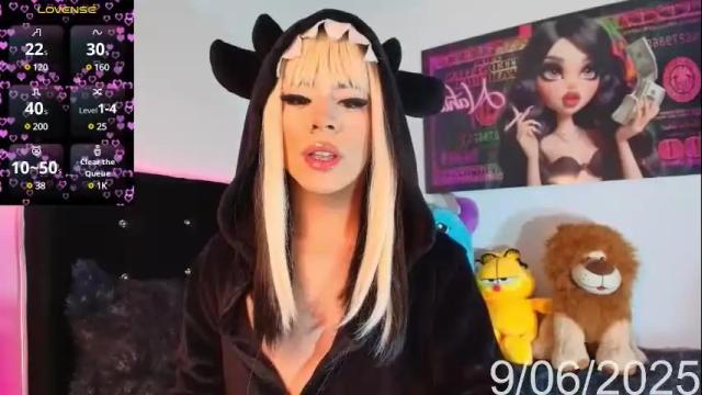 Image 4 of kenia_fox1 Stream on Chaturbate on 1 month ago