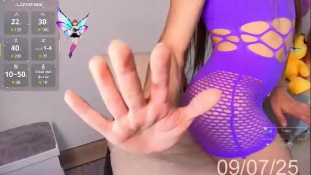 Image 4 of kenia_fox1 Stream on Chaturbate on 17 days ago