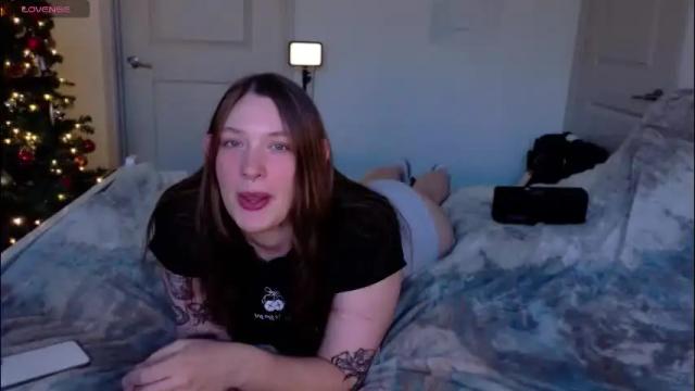Image 10 of kennedyjade720 Stream on Chaturbate on 1 month ago