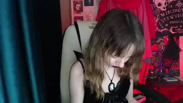 Image 6 of kennyomeliya Stream on Chaturbate on 16 months ago