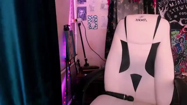 Image 7 of kennyomeliya Stream on Chaturbate on 14 months ago