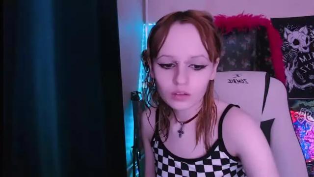 Image 7 of kennyomeliya Stream on Chaturbate on 14 months ago