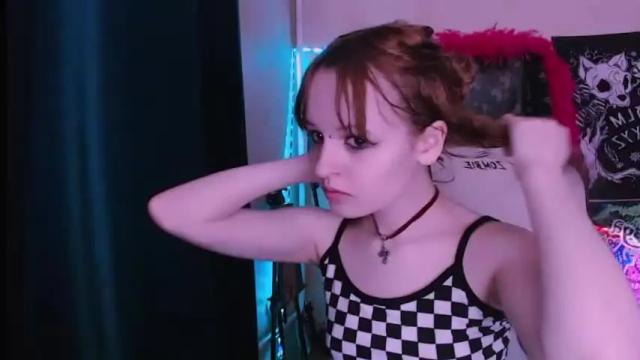 Image 8 of kennyomeliya Stream on Chaturbate on 14 months ago