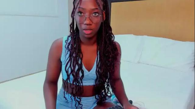 Image 10 of kentha_mitchells Stream on Chaturbate on 28 days ago