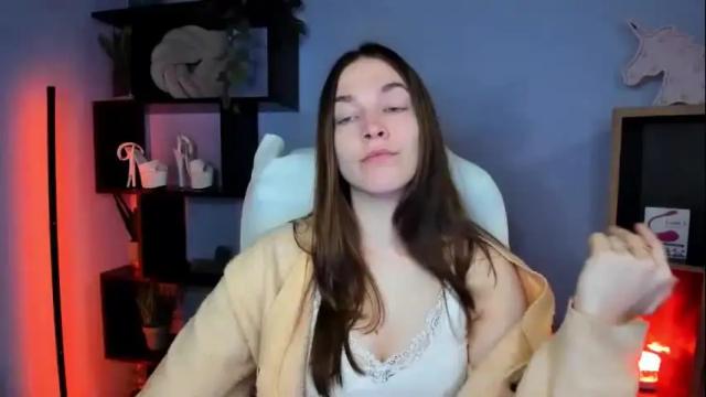 Image 2 of kenzie_theone Stream on Chaturbate on 2 months ago
