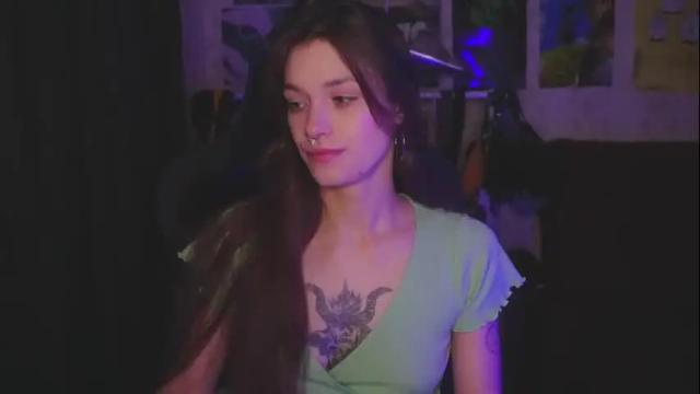 Image 10 of kerrie_crystal Stream on Chaturbate on 28 months ago