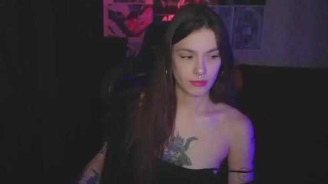 Image 7 of kerrie_crystal Stream on Chaturbate on 18 months ago