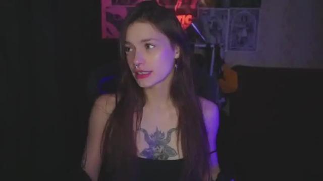Thumbnail 3, kerrie_crystal's Stream at Chaturbate, 18 months ago