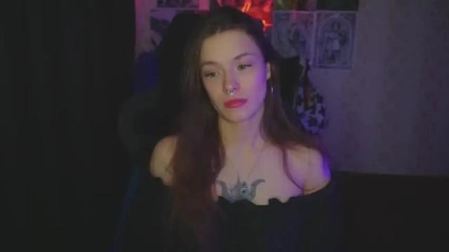 Image 3 of kerrie_crystal Stream on Chaturbate on 17 months ago