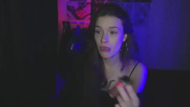 Image 3 of kerrie_crystal Stream on Chaturbate on 16 months ago