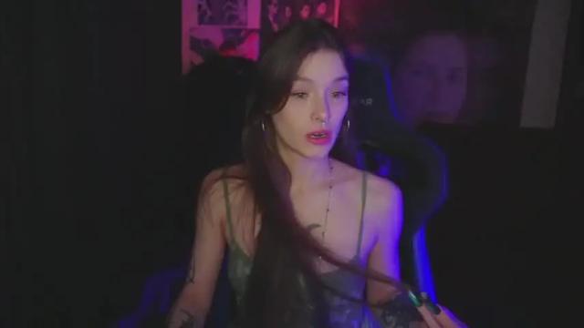 Image 11 of kerrie_crystal Stream on Chaturbate on 16 months ago