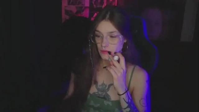 Image 2 of kerrie_crystal Stream on Chaturbate on 16 months ago