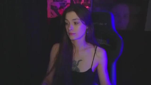 Thumbnail 2, kerrie_crystal's Stream at Chaturbate, 16 months ago