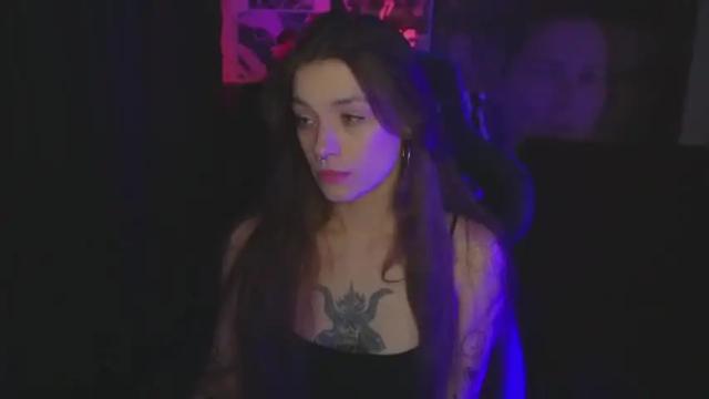 Image 8 of kerrie_crystal Stream on Chaturbate on 16 months ago
