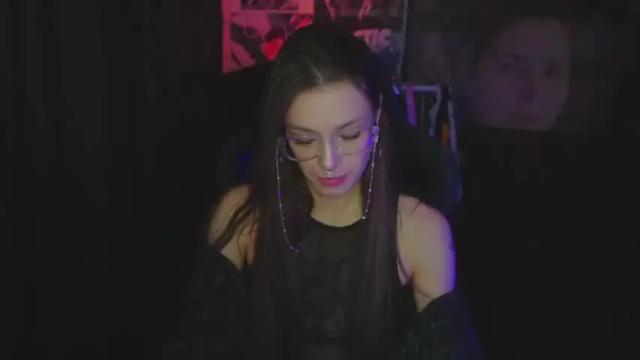 Image 2 of kerrie_crystal Stream on Chaturbate on 16 months ago