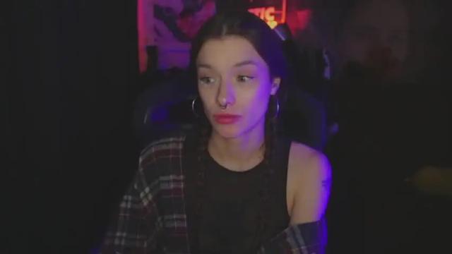Thumbnail 2, kerrie_crystal's Stream at Chaturbate, 14 months ago