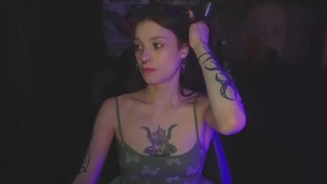 Image 2 of kerrie_crystal Stream on Chaturbate on 14 months ago
